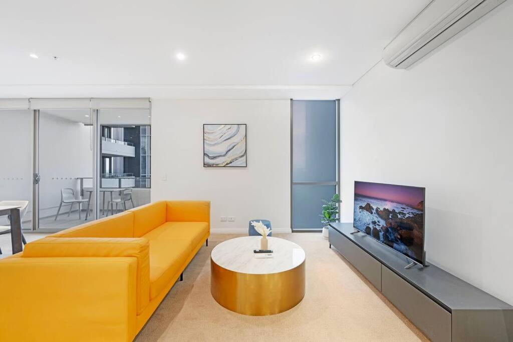 Stylish And Free Parking 2b2b At Burwood Apartment *