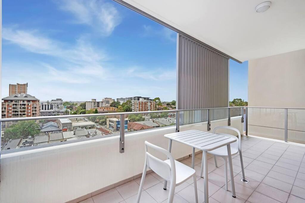 Stylish And Free Parking 2b2b At Burwood Sydney